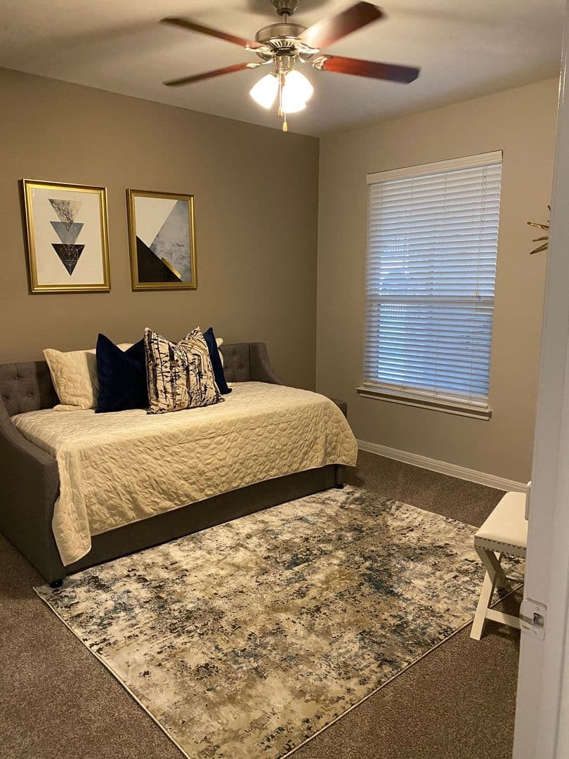 San Antonio Apartment: 5600 Babcock Road