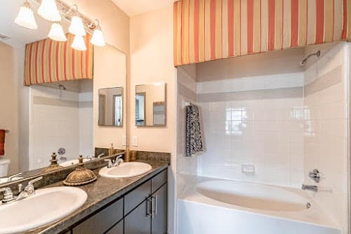 Allen Apartment: 505 Exchange Parkway, OFC