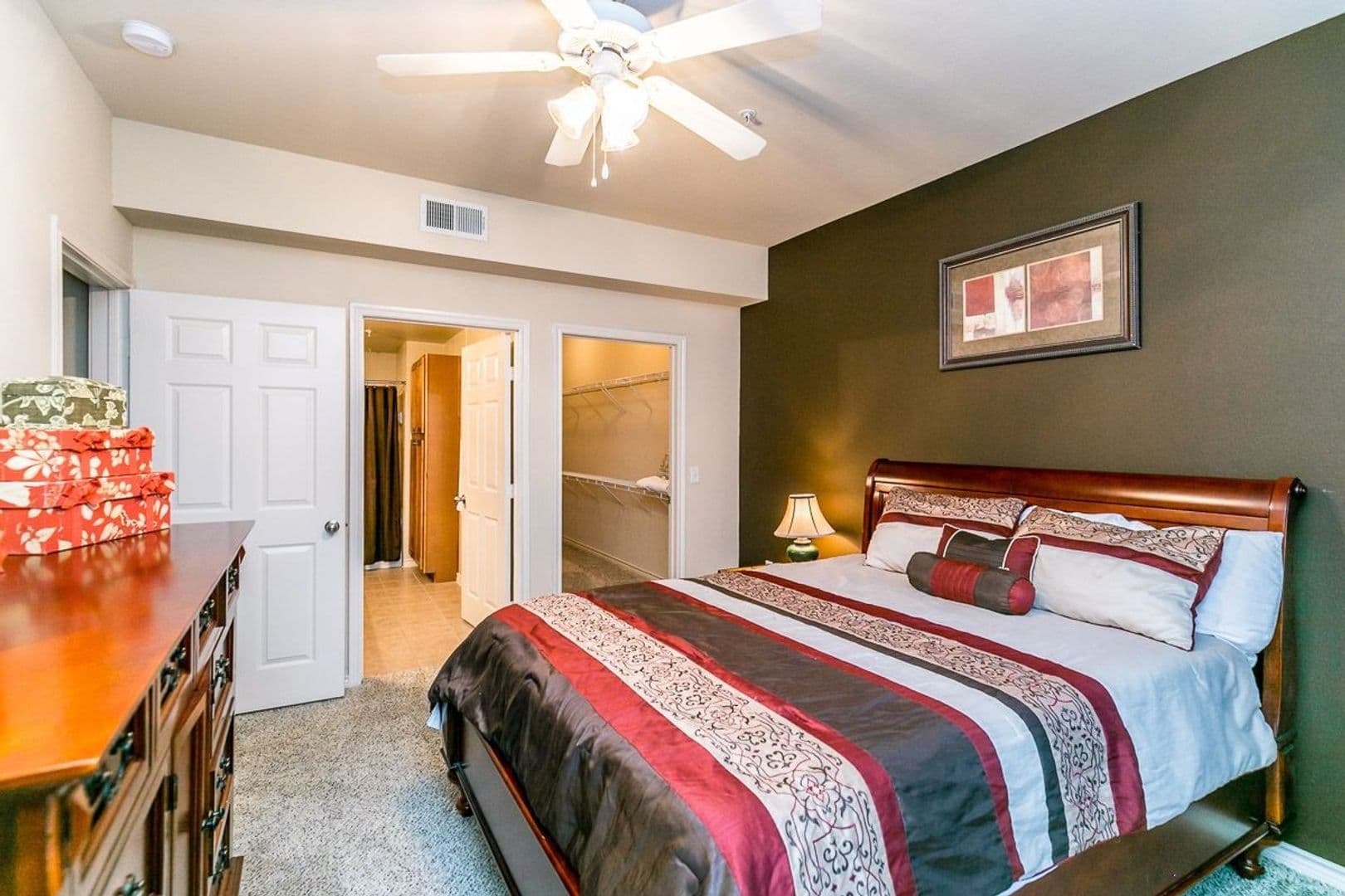 Farmers Branch Apartment: 1580 Mira Lago Boulevard