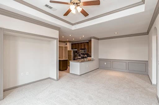 Allen Apartment: 505 Exchange Parkway, OFC