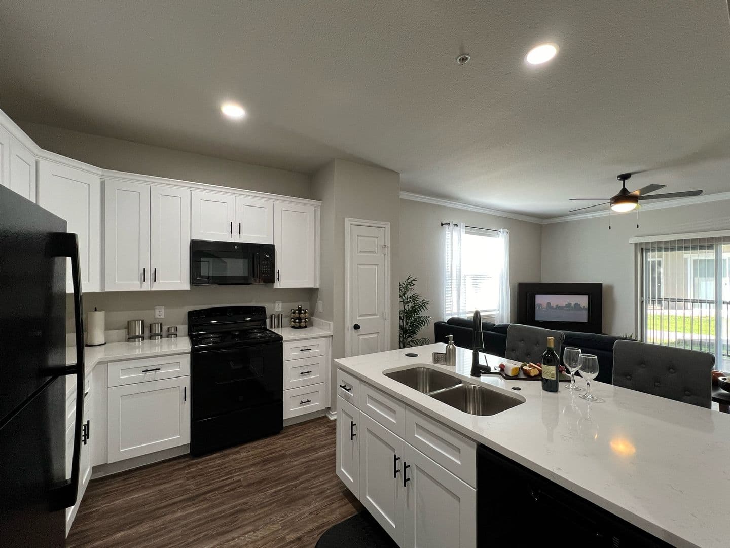 Fort Worth Apartment: 6850 Granbury Road