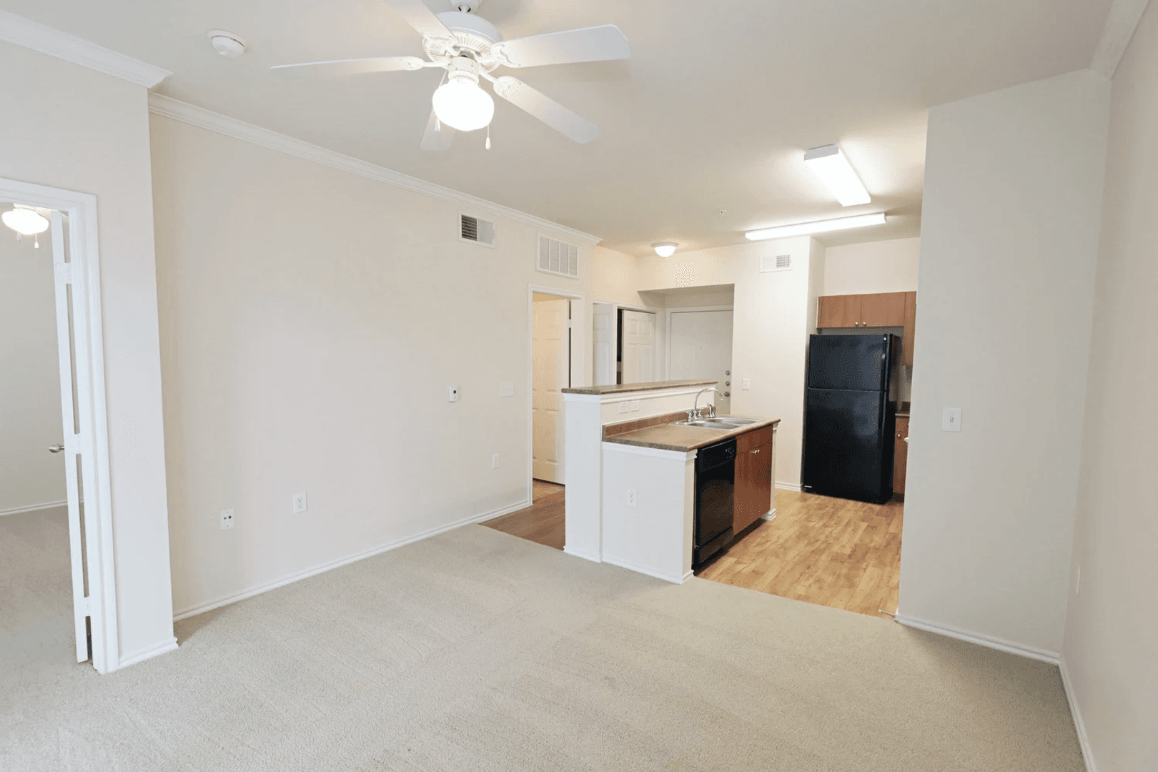 Fort Worth Apartment: 6850 Granbury Road