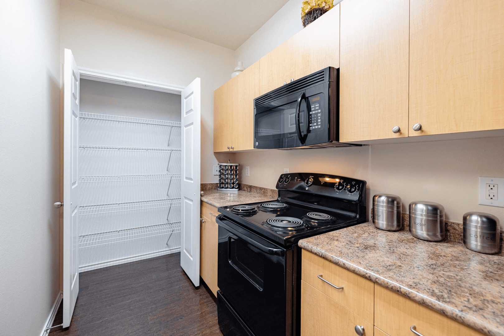 Fort Worth Apartment: 6850 Granbury Road