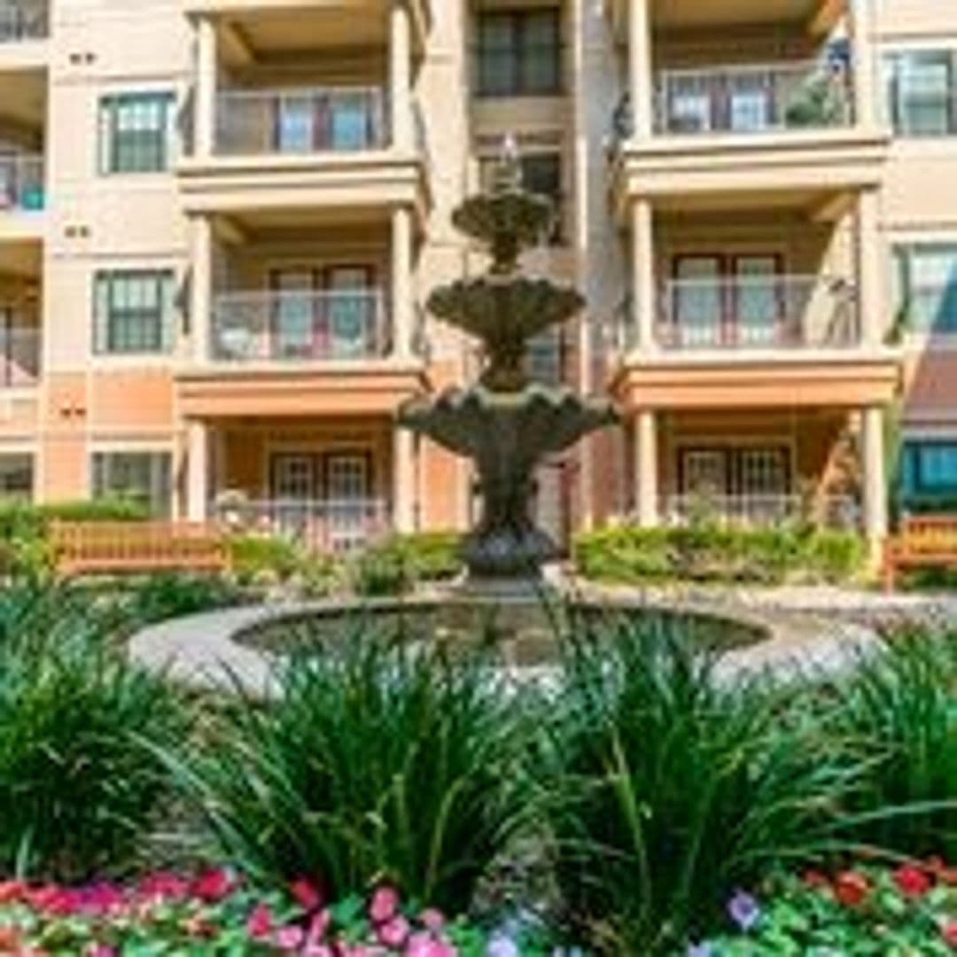 Farmers Branch Apartment: 1580 Mira Lago Boulevard