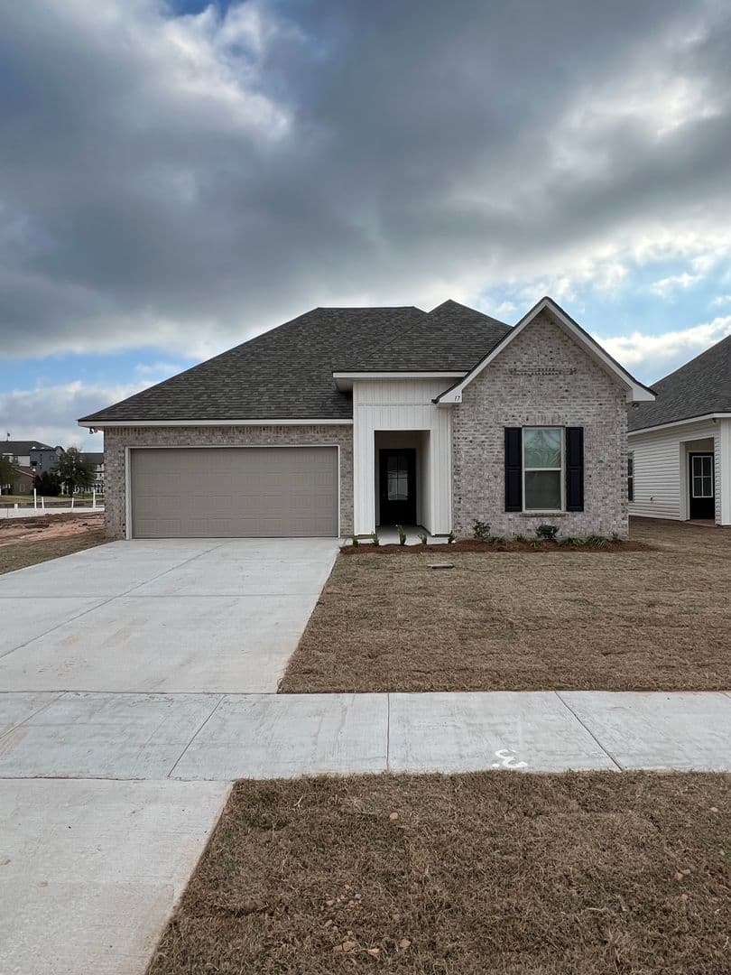 Bossier City House: 17 Venecia Ct
