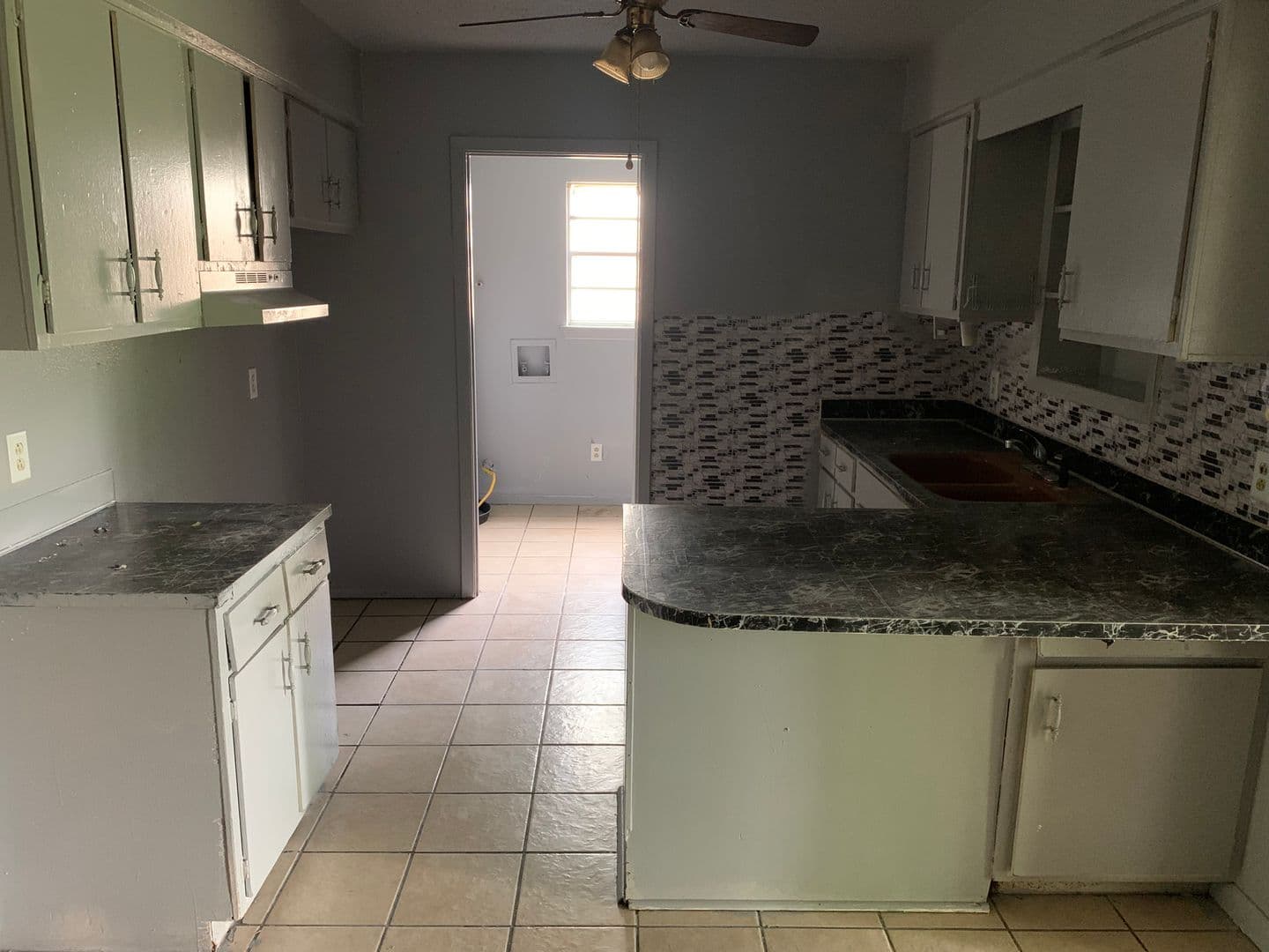 Bossier City House: 1408 Palmar St
