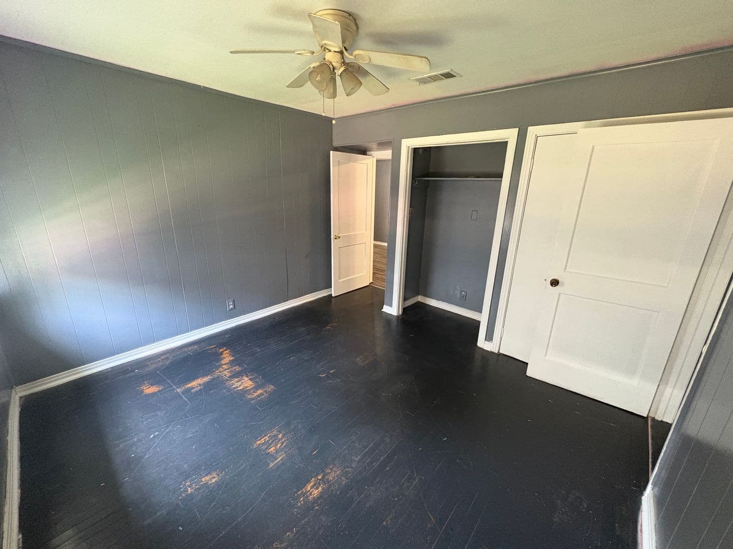 Shreveport House: 261 E. Jordan St
