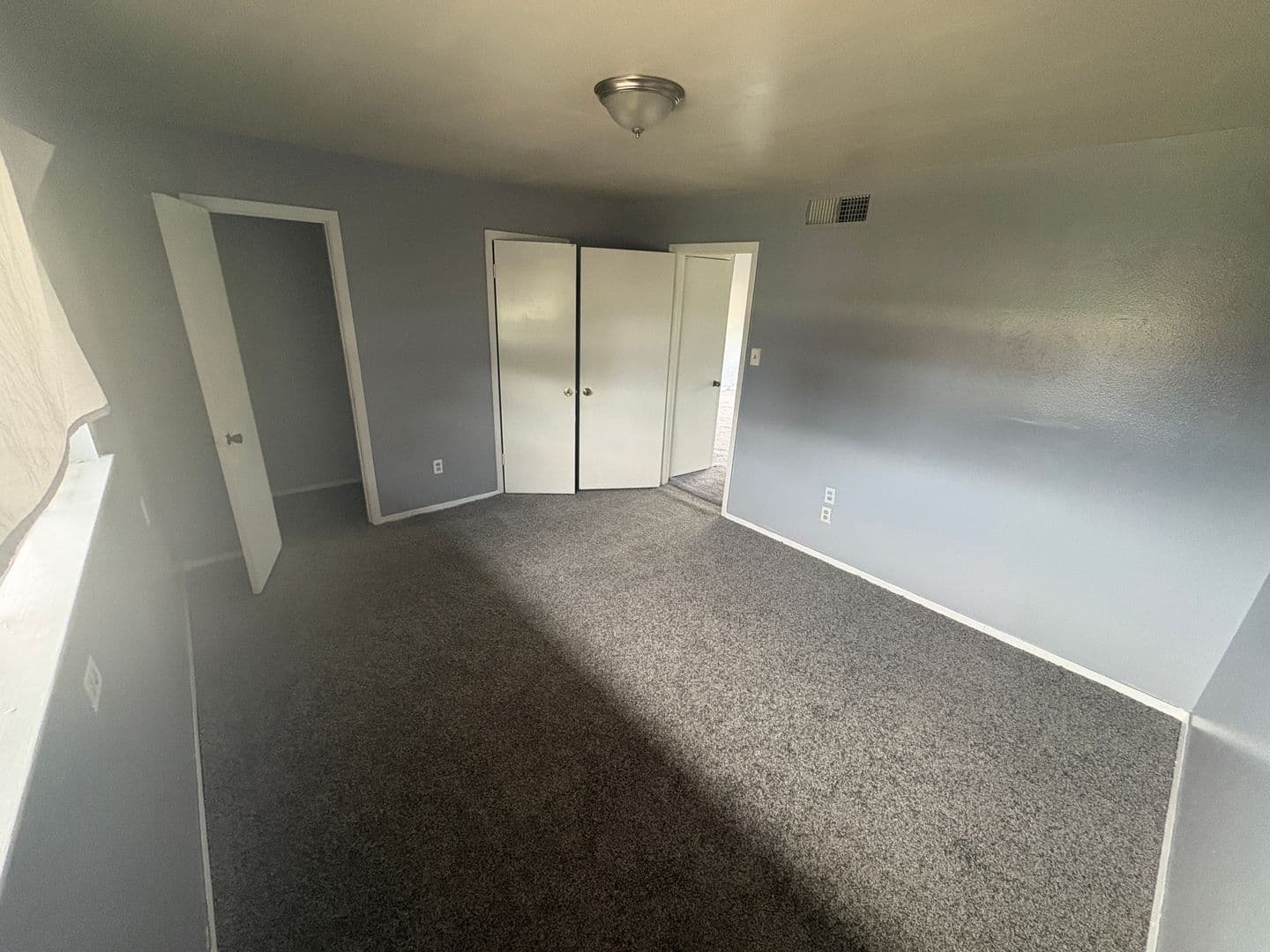 Shreveport Apartment: 105-106 E. Egan St.