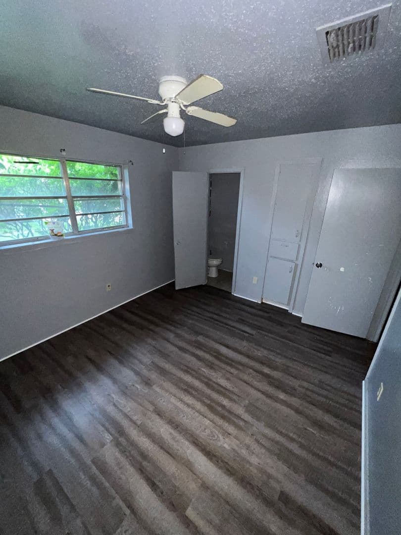 Bossier City House: 1408 Palmar St