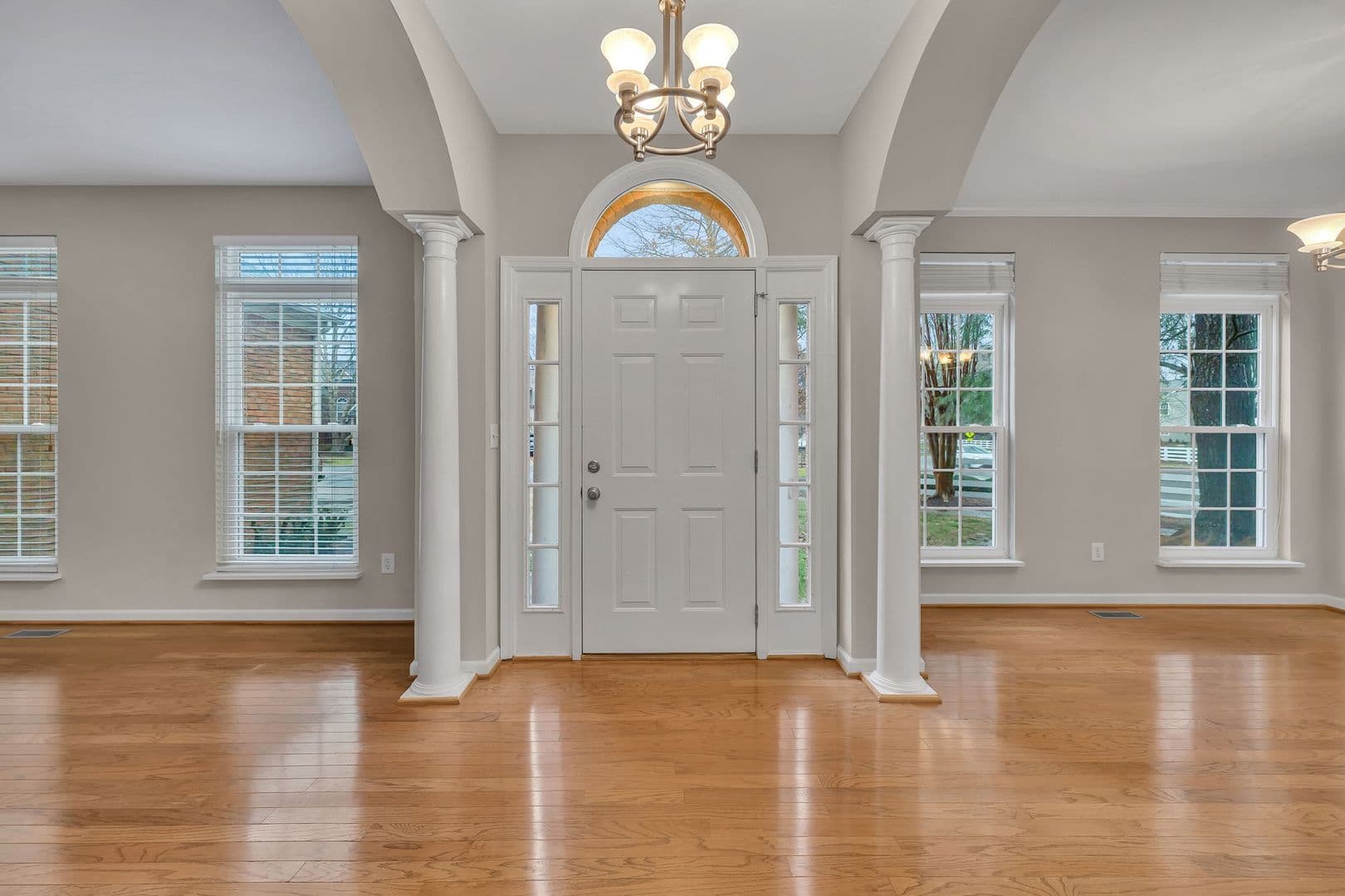 Franklin House: 2001 Wimbledon Cir