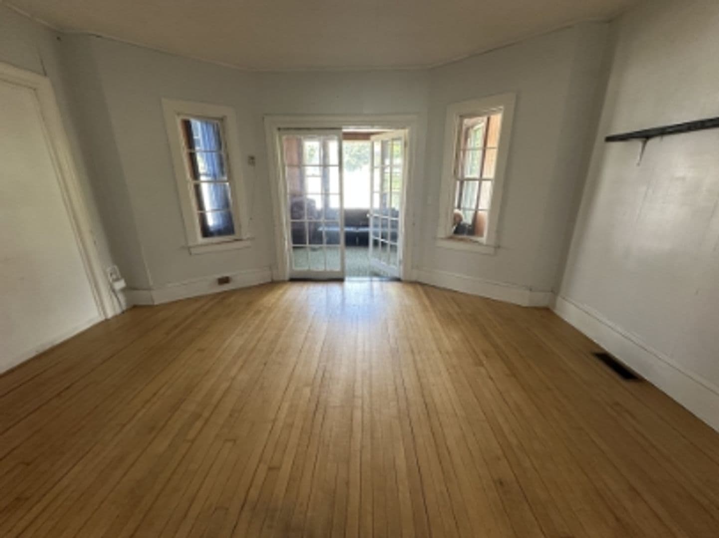 Old Town House: 440 Main Street
