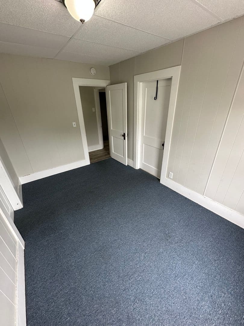 Corinna Apartment: 9 Dexter Road