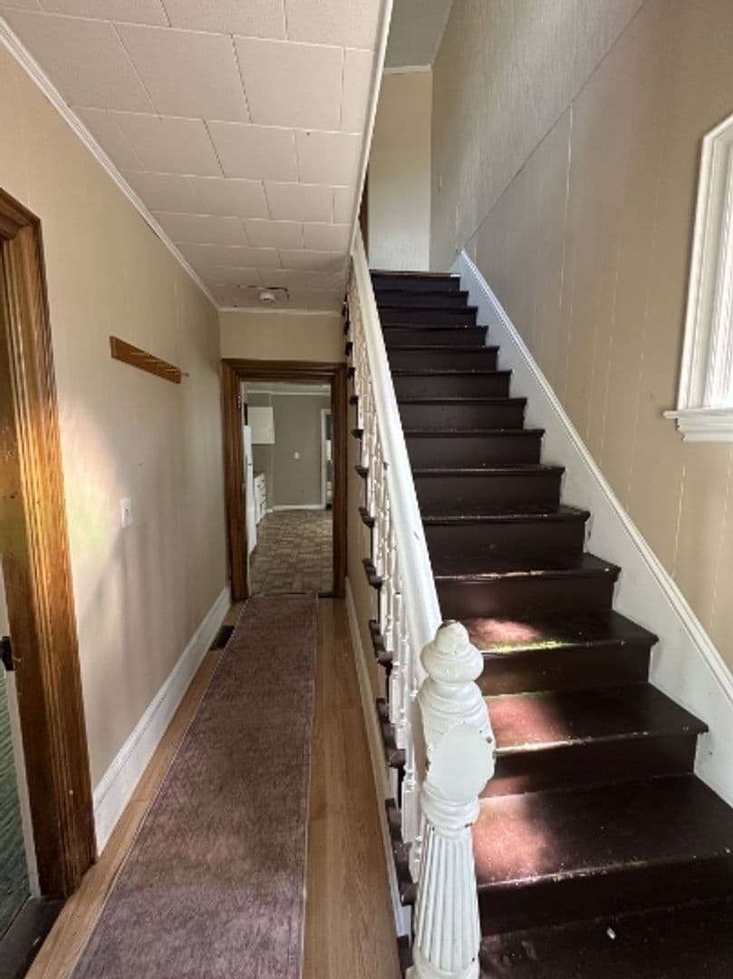 Old Town House: 440 Main Street