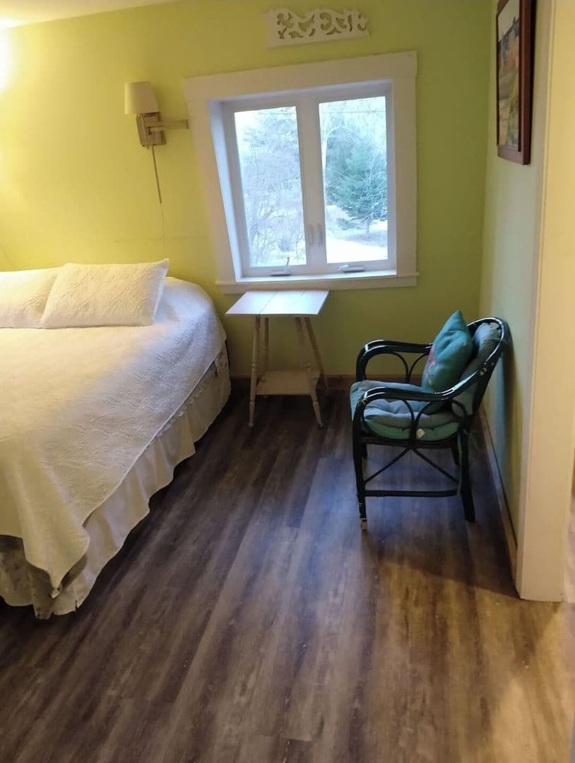 Orrington Apartment: 10 Loon Hollow