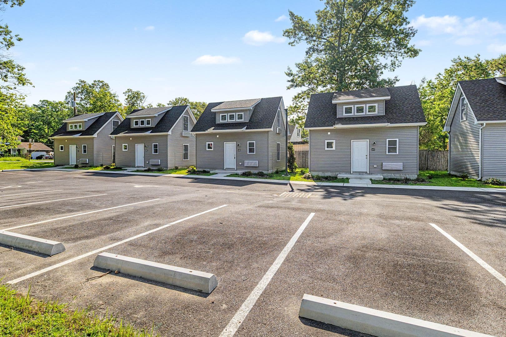 Galloway Apartment: 201 E White Horse Pike