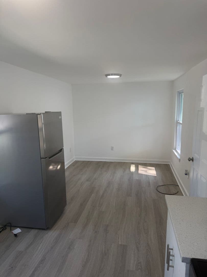 Galloway Apartment: 201 E White Horse Pike