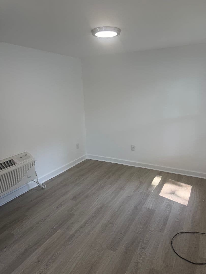 Galloway Apartment: 201 E White Horse Pike