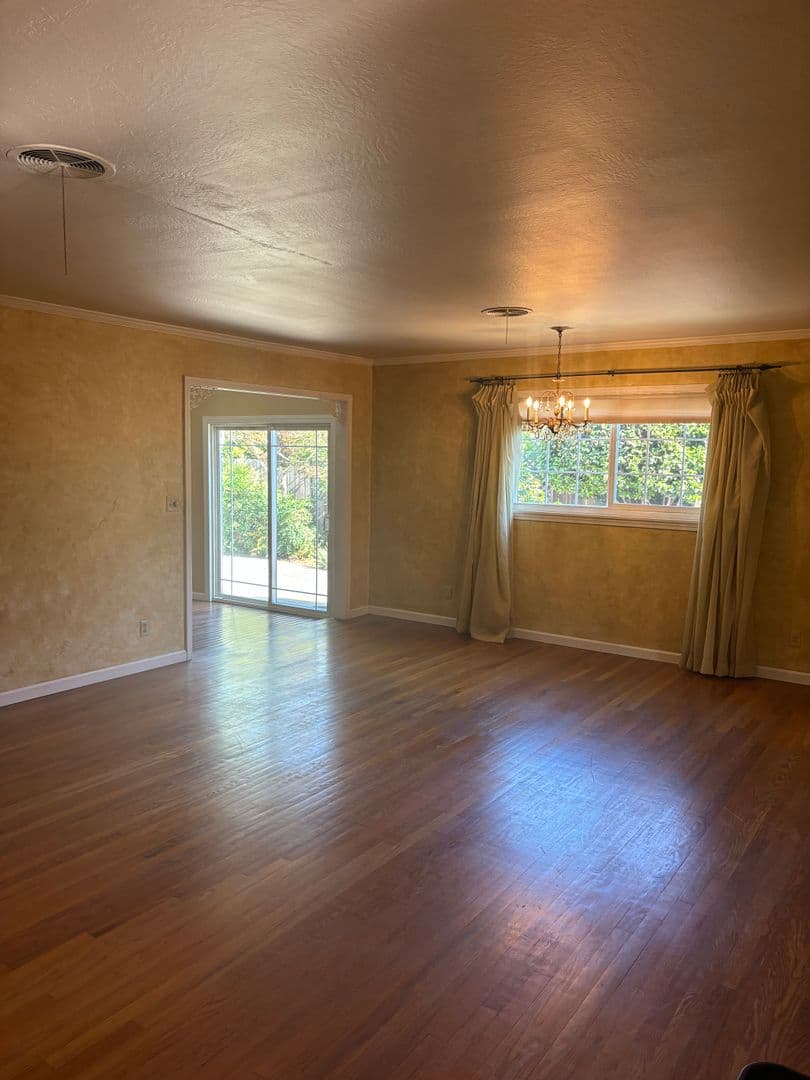 Yuba City House: 1456 Live Oak Blvd
