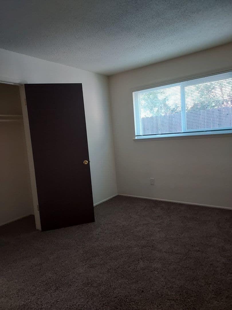 Chico Apartment: 2313 Floral Ave