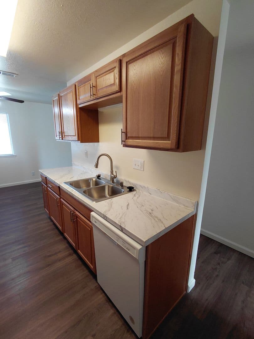 Chico Apartment: 1425 Nord Avenue