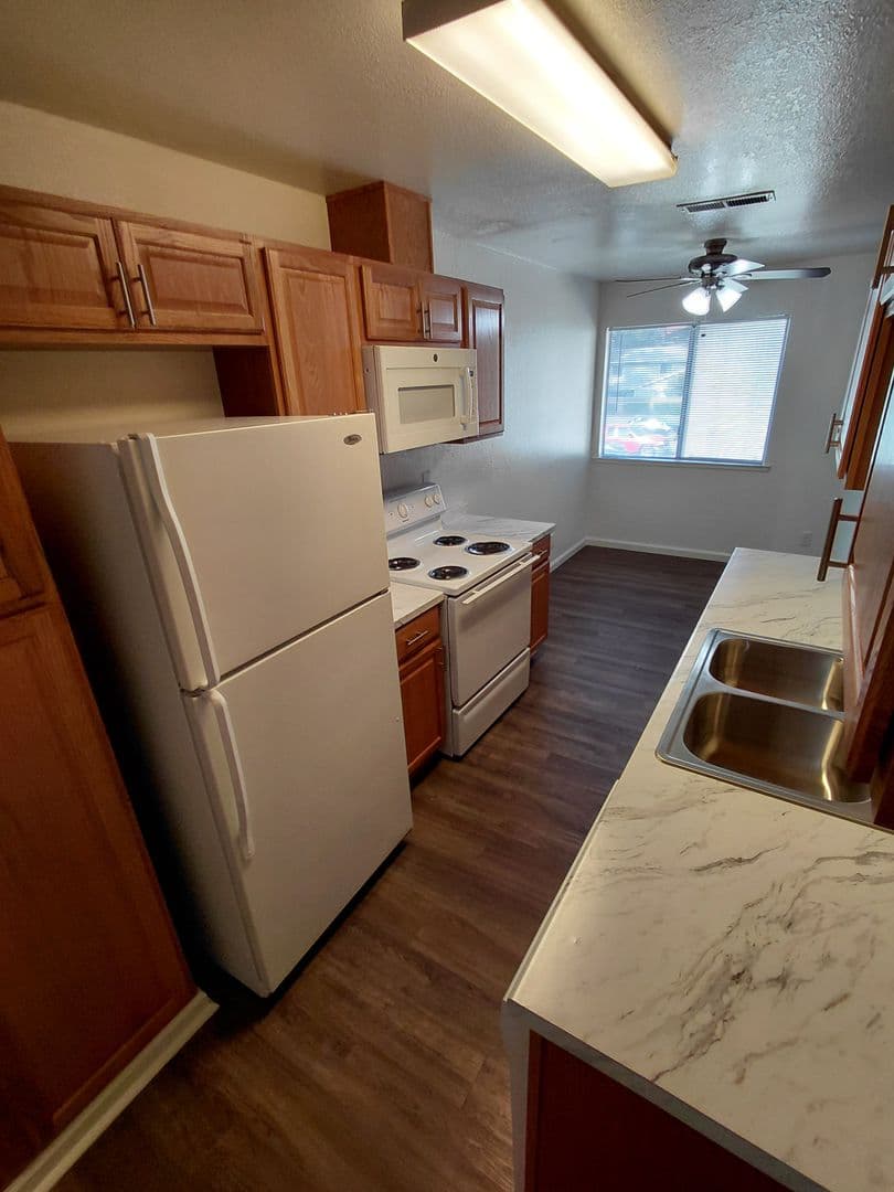 Chico Apartment: 1425 Nord Avenue
