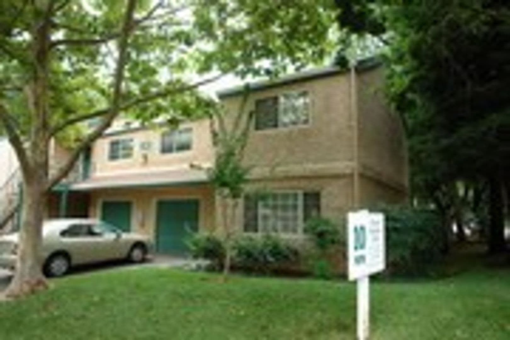 Chico Apartment: 1850 Humboldt Road