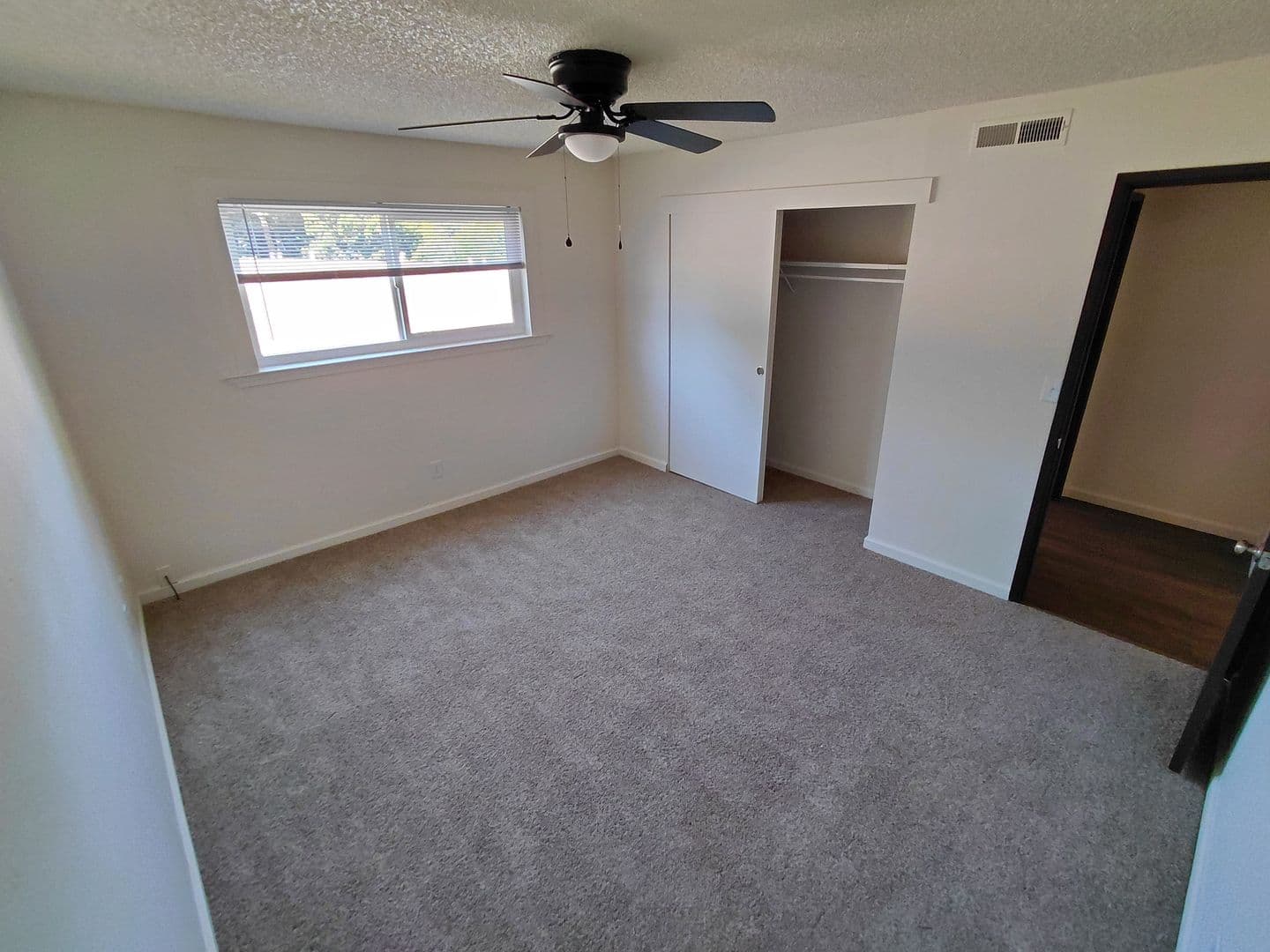 Chico Apartment: 354 Rio Lindo Ave