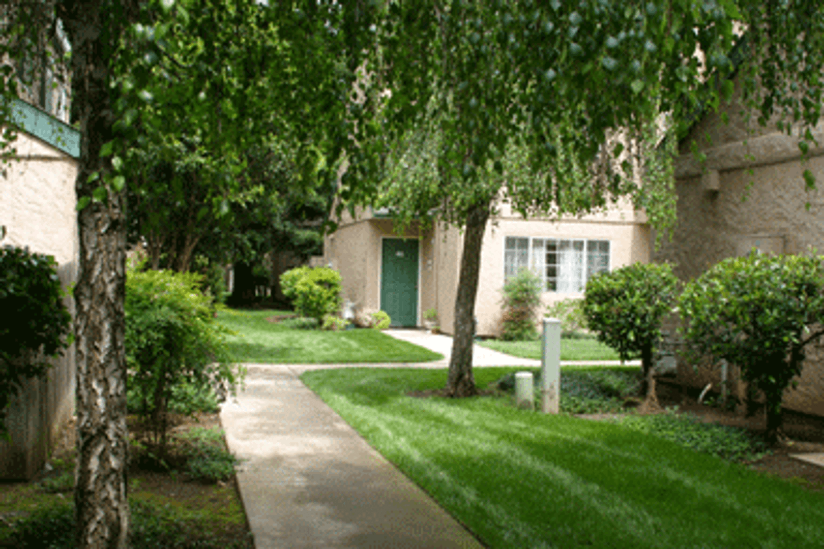 Chico Apartment: 1850 Humboldt Road