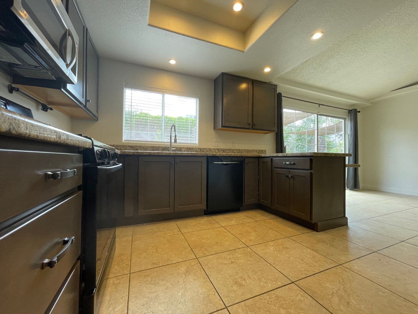Henderson House: 314 Tamarack Dr