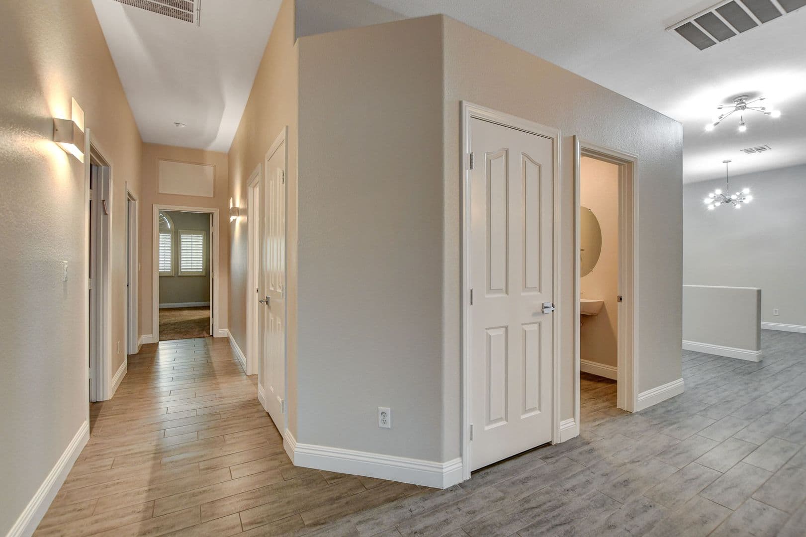 Las Vegas House: 2794 Glen Port St.
