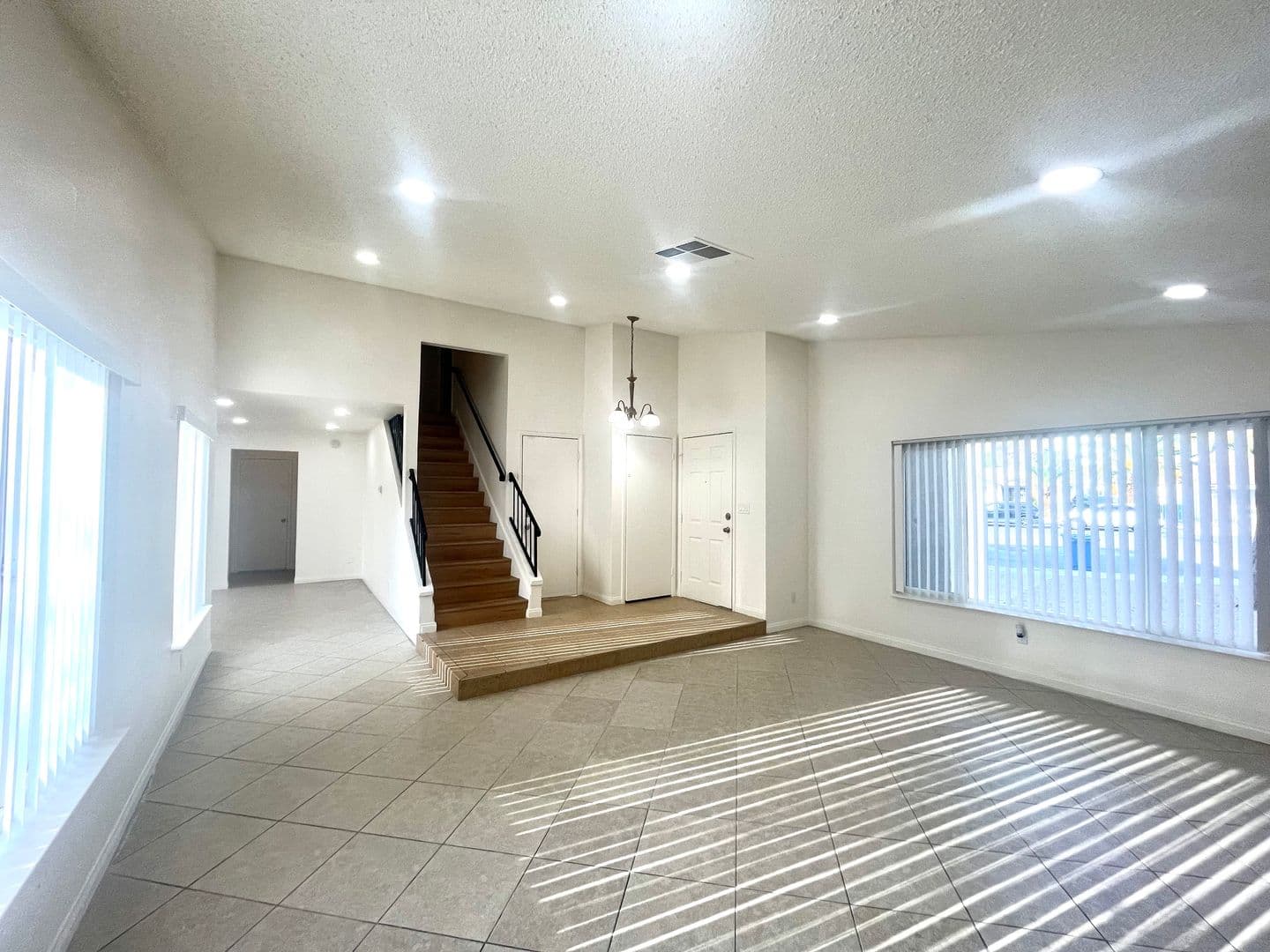 Las Vegas House: 5521 Maidstone Cr.