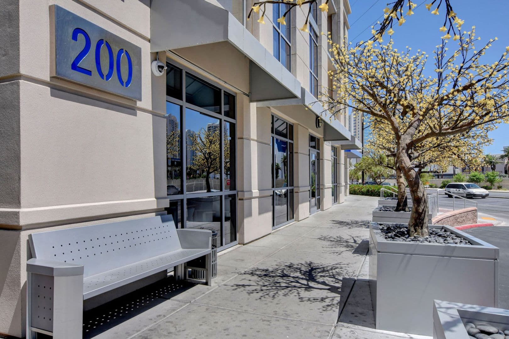 Las Vegas House: 200 W Sahara Ave. #811