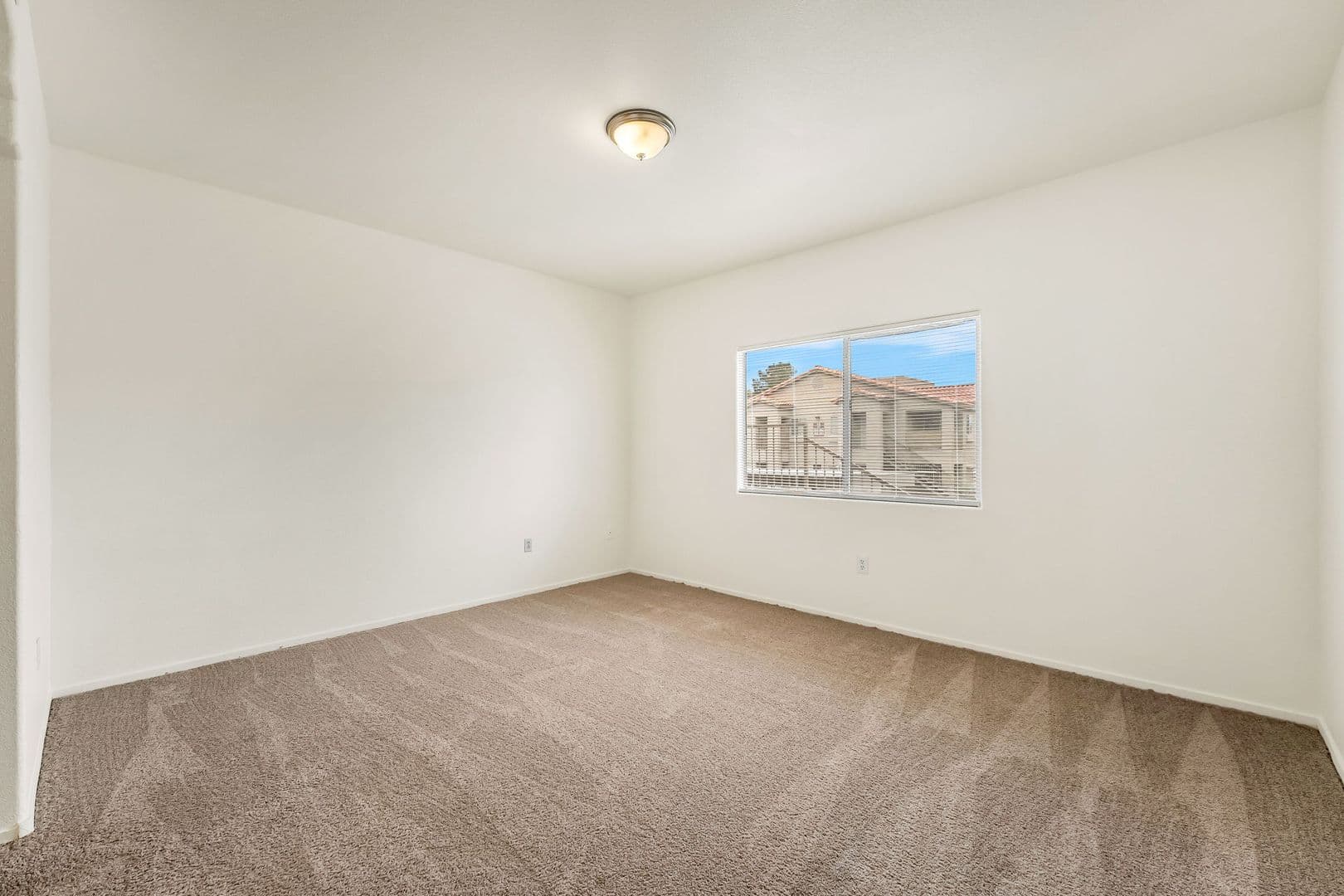 Las Vegas Condo: 2110 Los Feliz St #1044