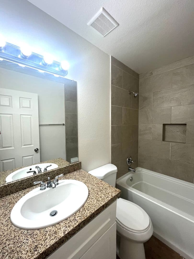 Las Vegas House: 5521 Maidstone Cr.
