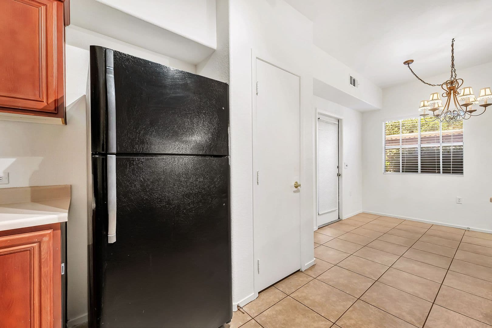 Las Vegas House: 10245 S Maryland Pkwy #176