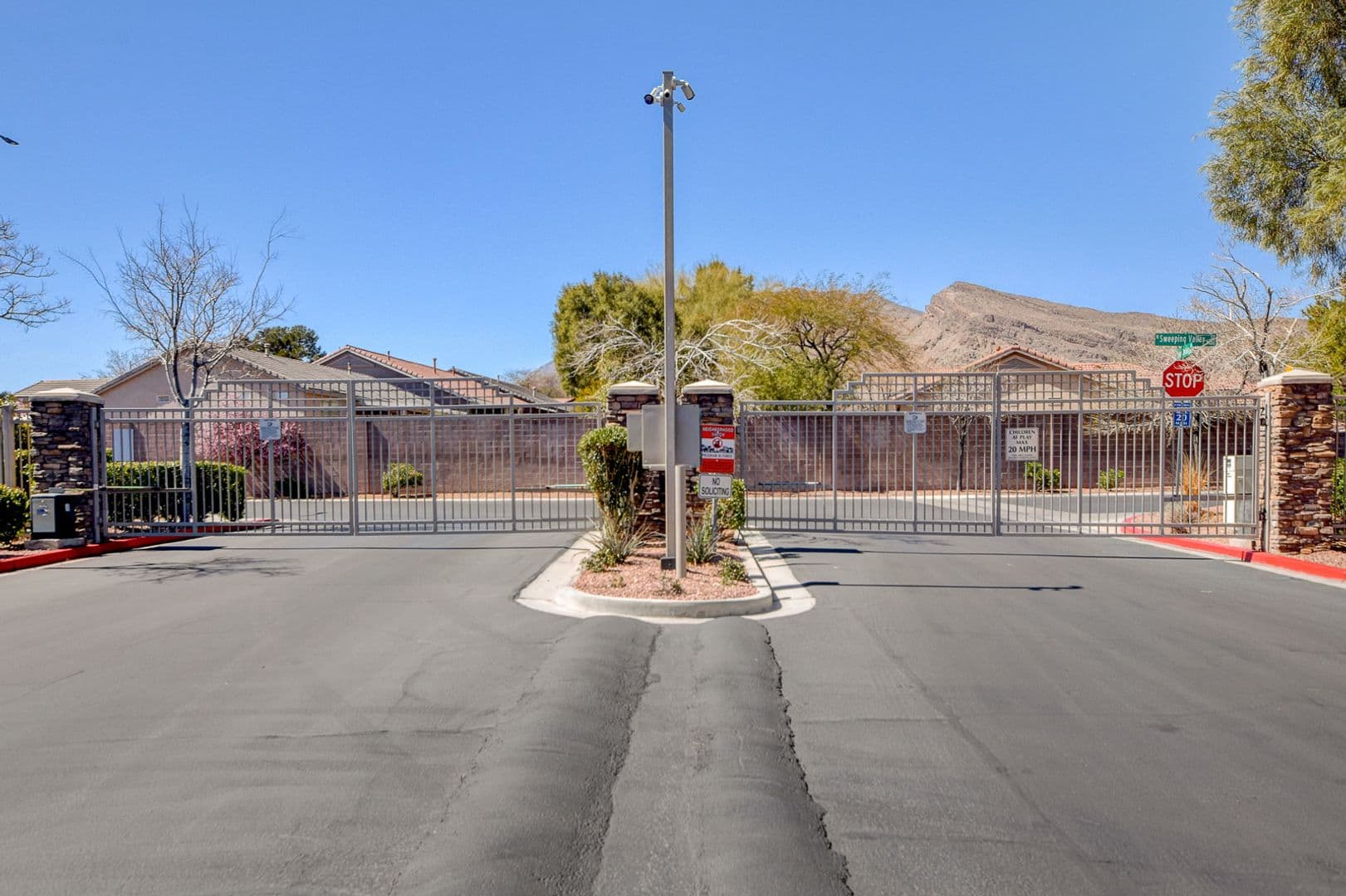 Las Vegas House: 10369 Bent Willow Ave.