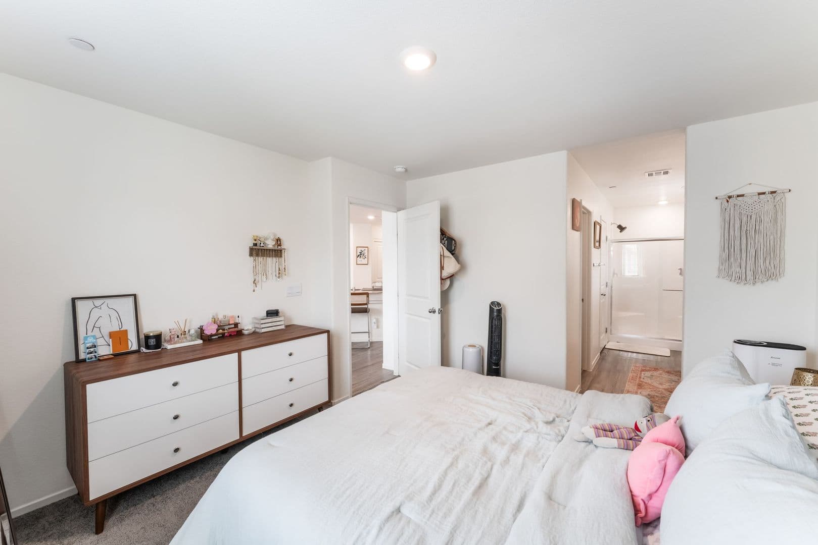 North Las Vegas House: 7850 Jupiter Sky St. #1
