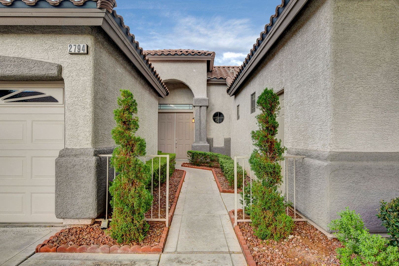 Las Vegas House: 2794 Glen Port St.