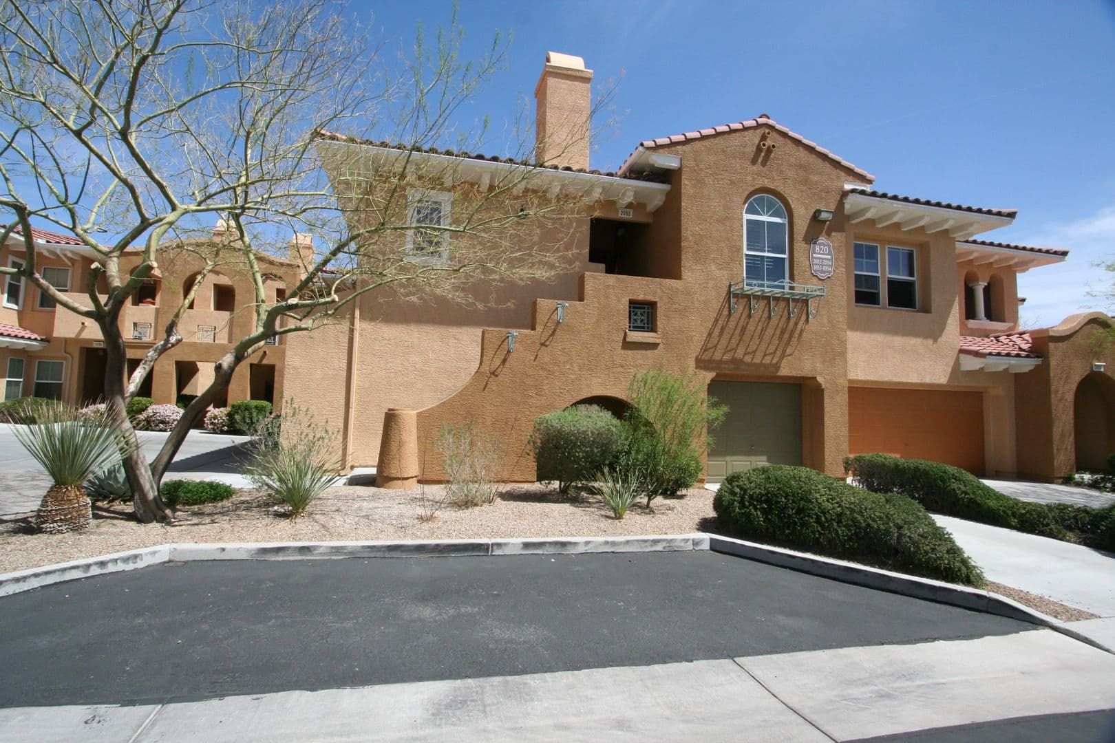 Las Vegas Townhome: 820 Canterra St #2052