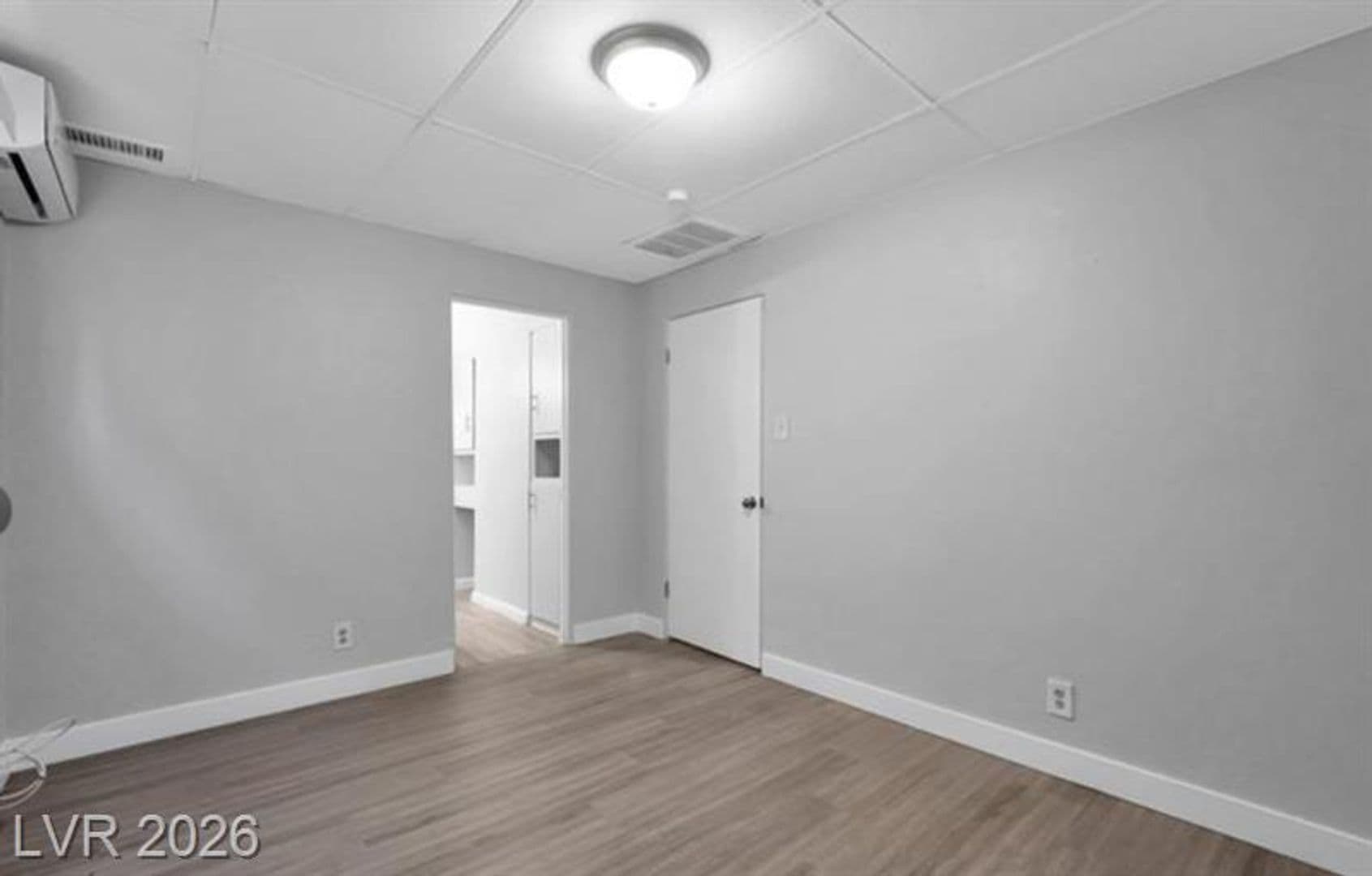 Las Vegas Apartment: 239 W Cleveland Ave. - Cleveland #6