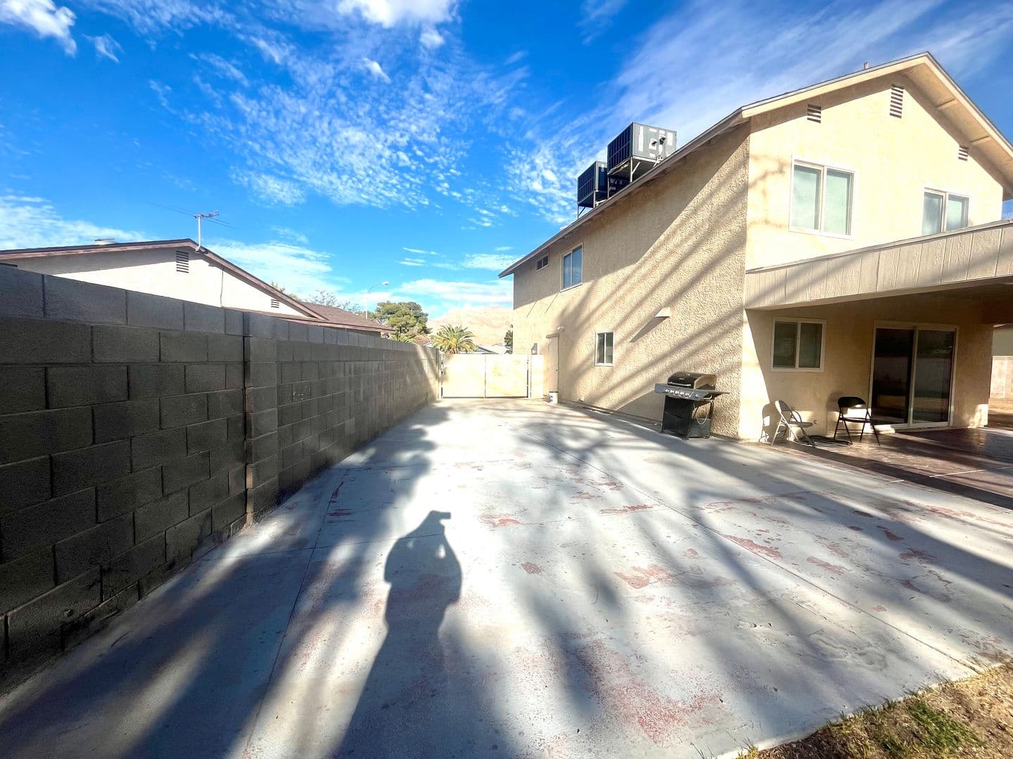 Las Vegas House: 5521 Maidstone Cr.