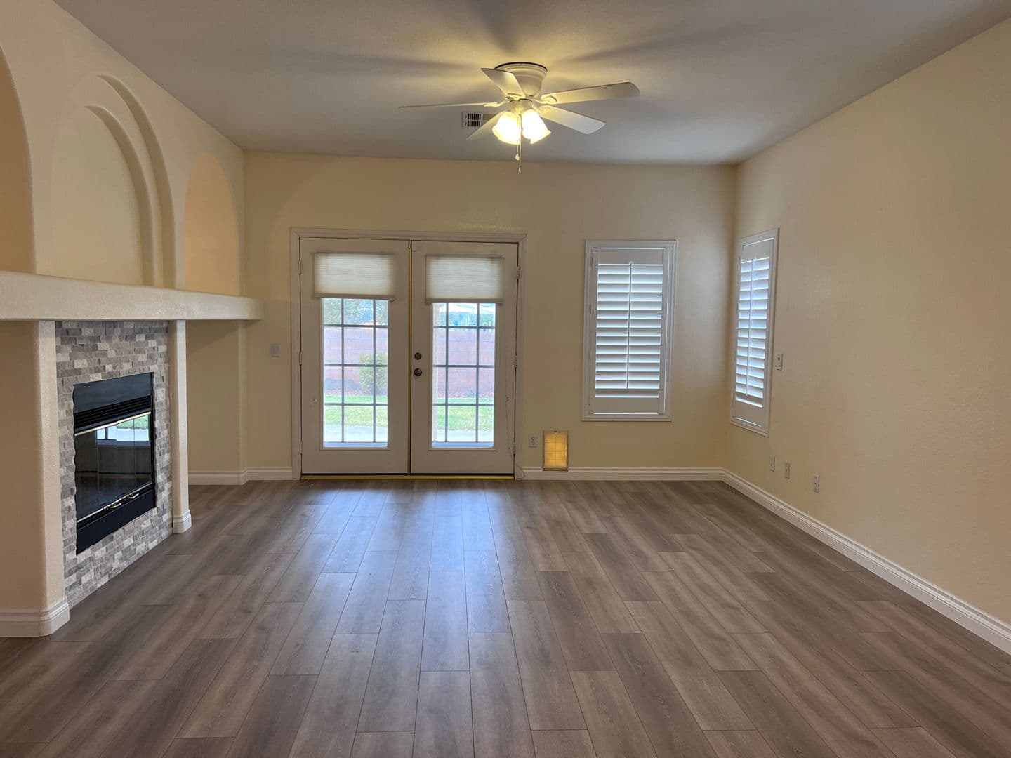 Henderson House: 678 Kentons Run Avenue