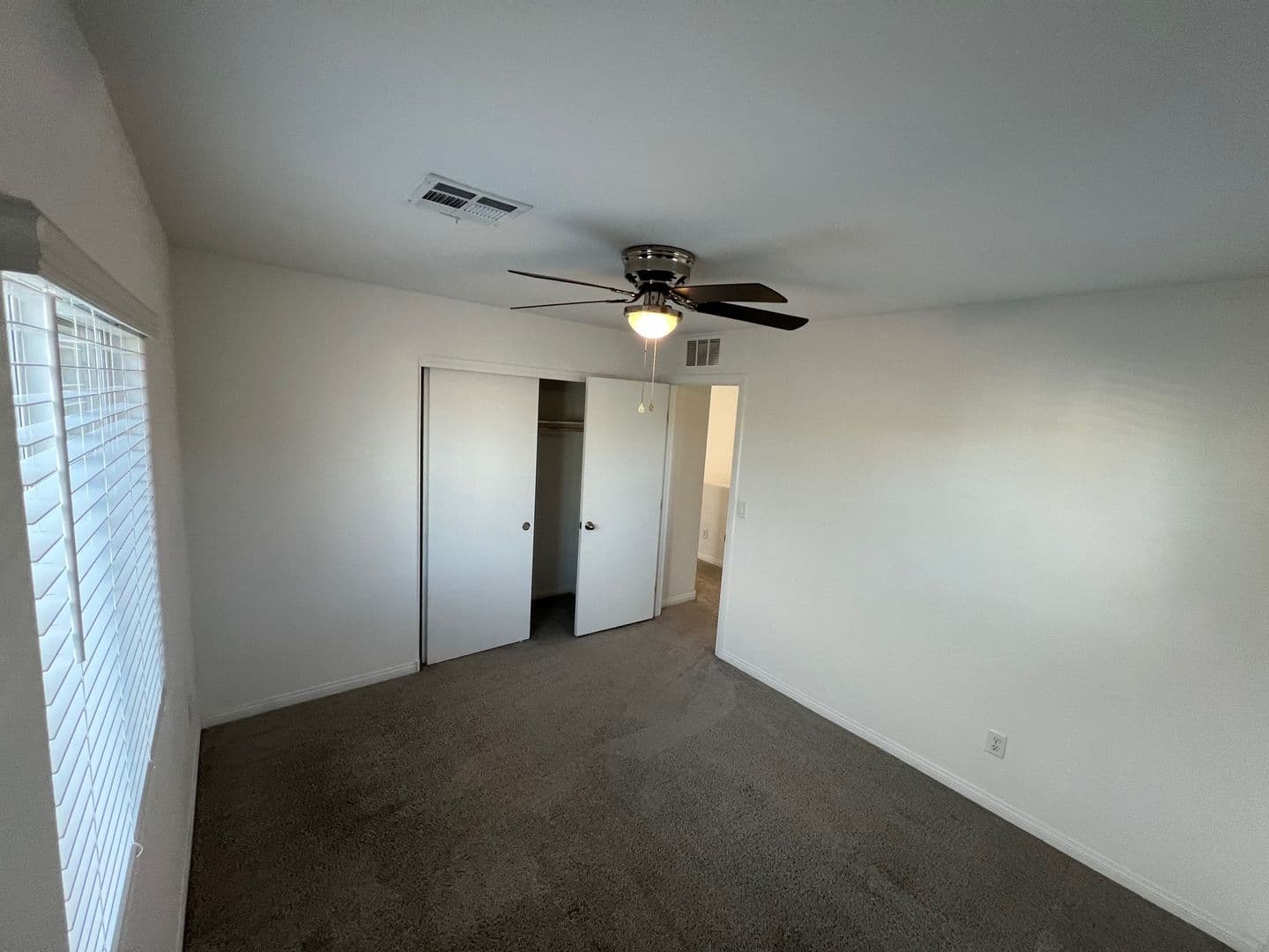 Las Vegas House: 1633 Mankato Ct.