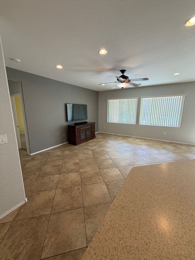 Henderson House: 2503 Erastus Dr.