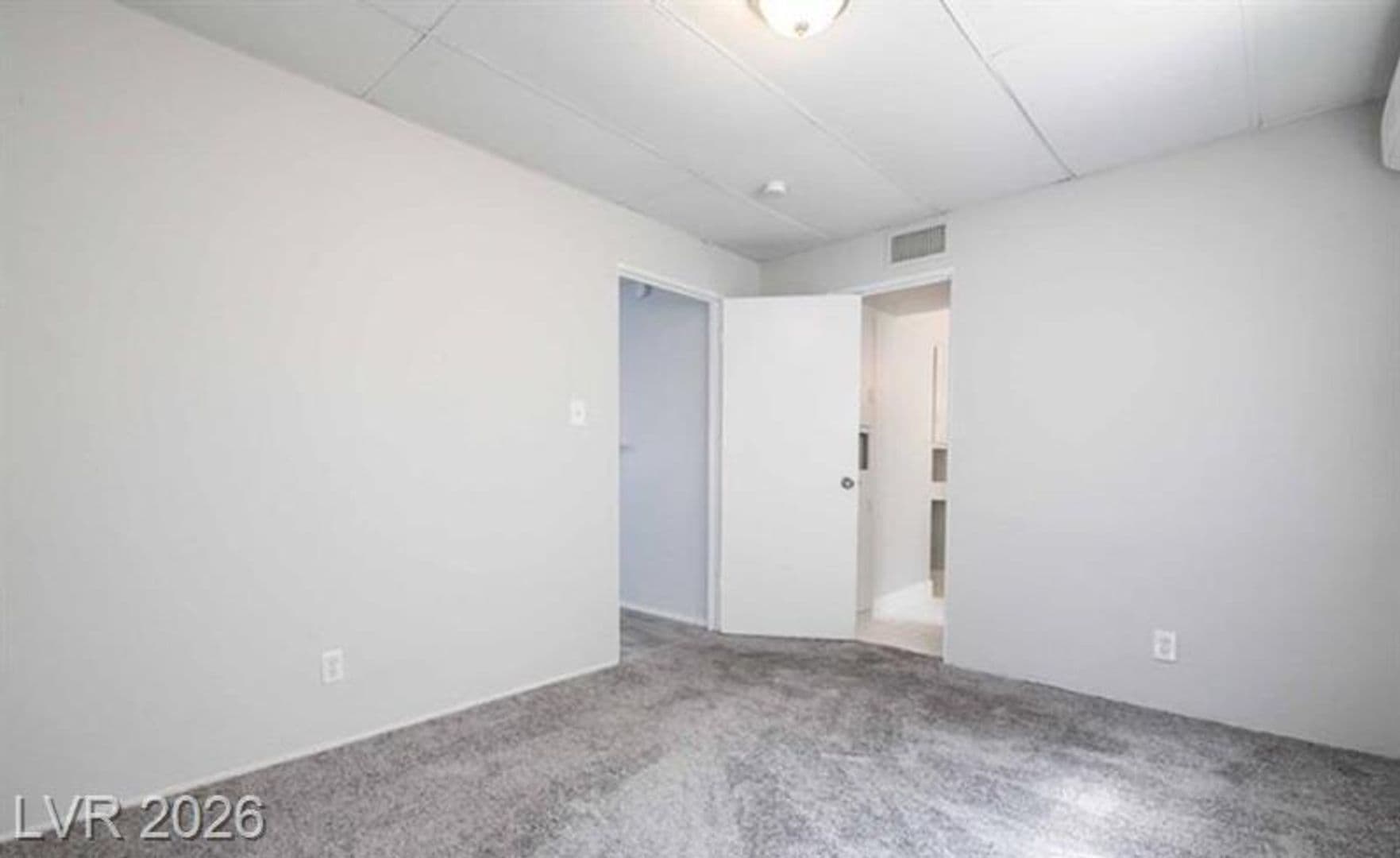 Las Vegas Apartment: 239 W Cleveland Ave. - Cleveland #3
