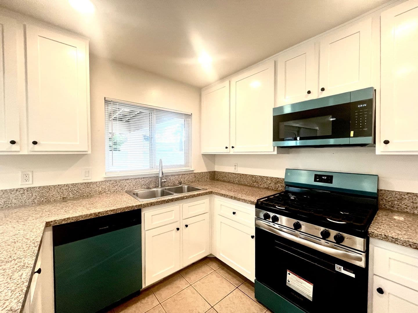 Las Vegas House: 5521 Maidstone Cr.