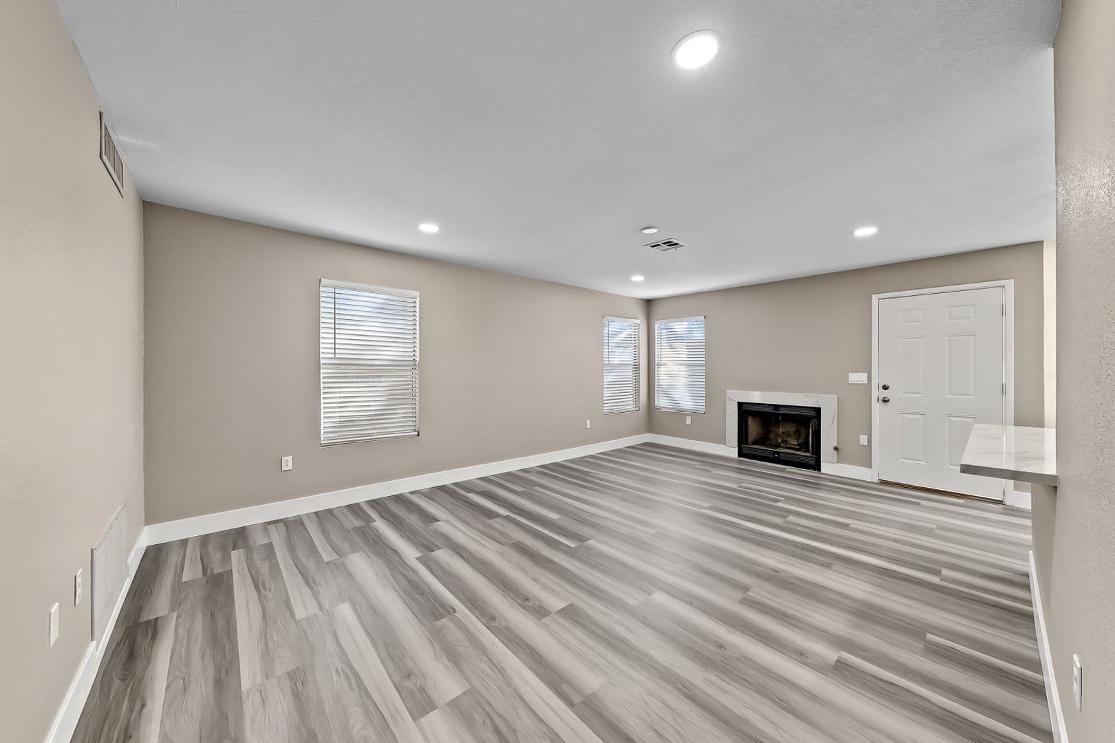 Henderson House: 257 Buckskin St.