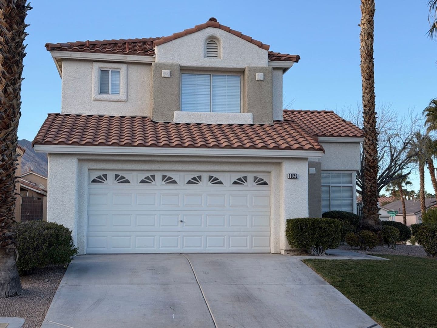 Las Vegas House: 1825 Sierra Oaks Ln