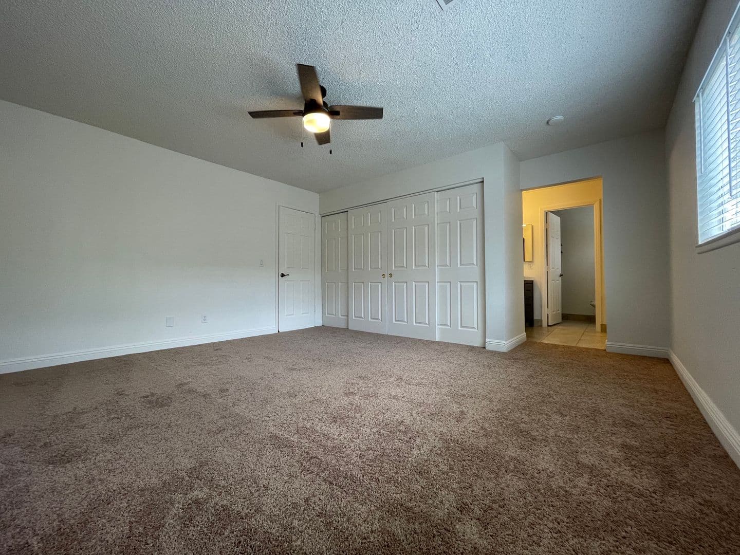 Henderson House: 314 Tamarack Dr