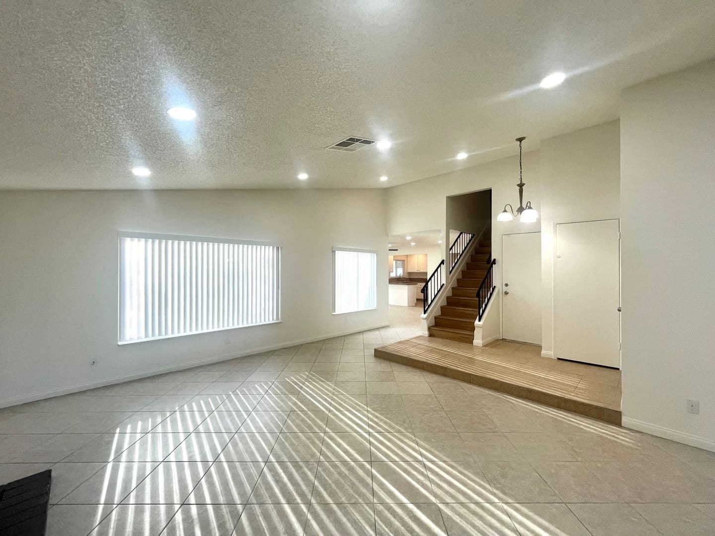 Las Vegas House: 5521 Maidstone Cr.